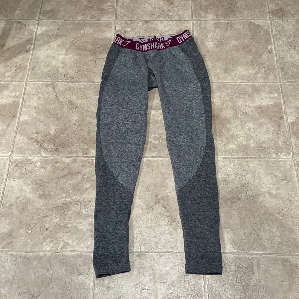 Women’s GYMSHARK Leggings | Size Medium